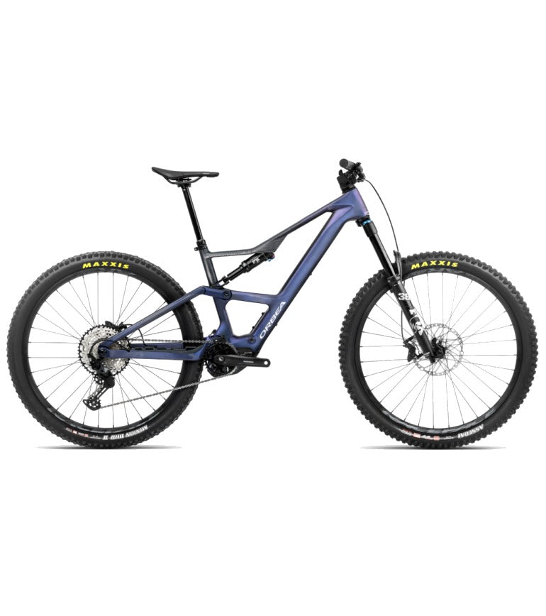 Tanzanite Carbon