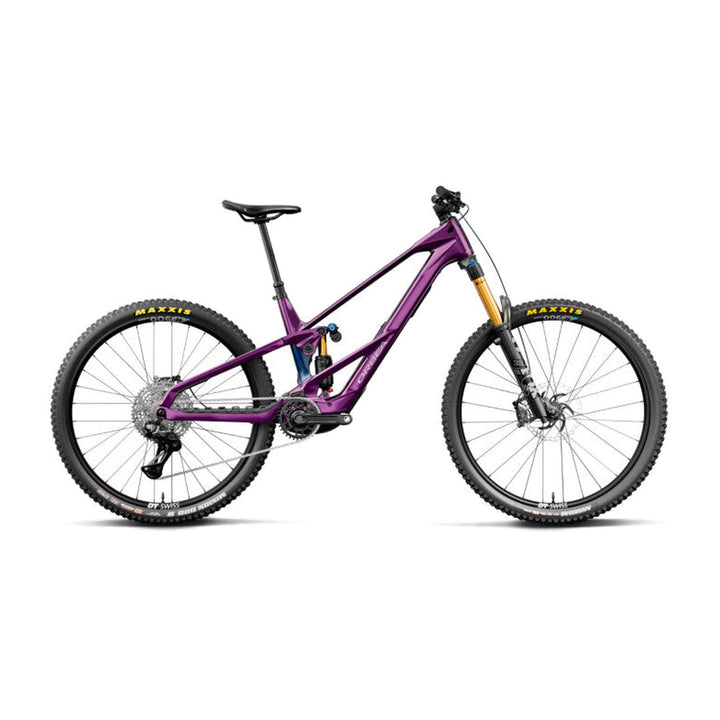 Orbea Wild LT M10 2027 su sfondo bianco